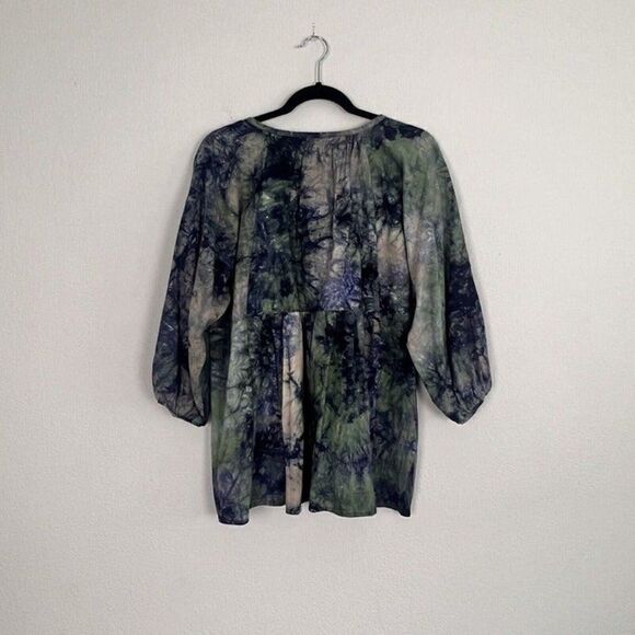 CAbi NWOT Woodstock Linen Blend Tie Dye Oversized Blouse Tunic Top Size Medium M - Picture 3 of 12